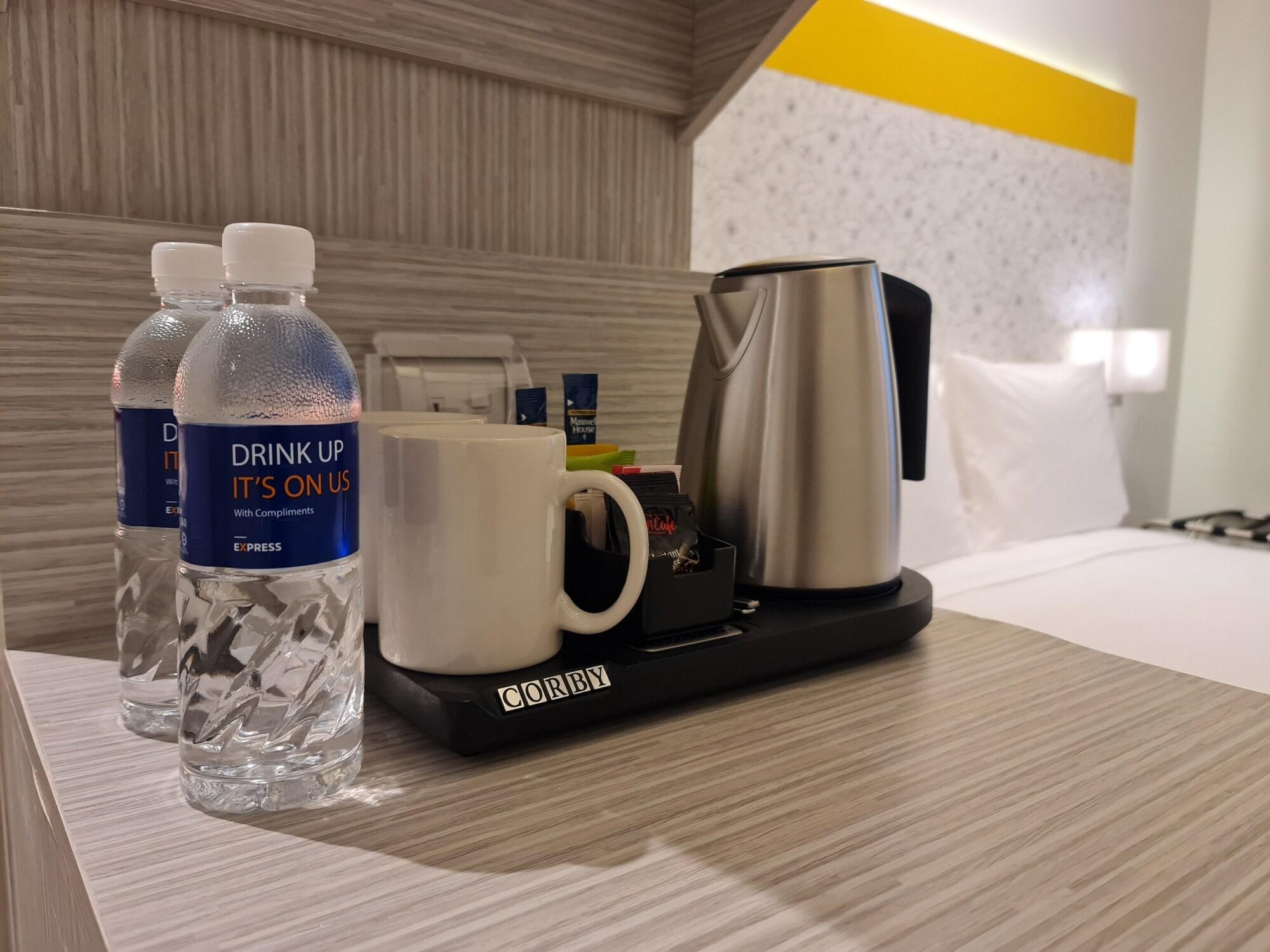 Holiday Inn Express & Suites Johor Bahru By Ihg Εξωτερικό φωτογραφία