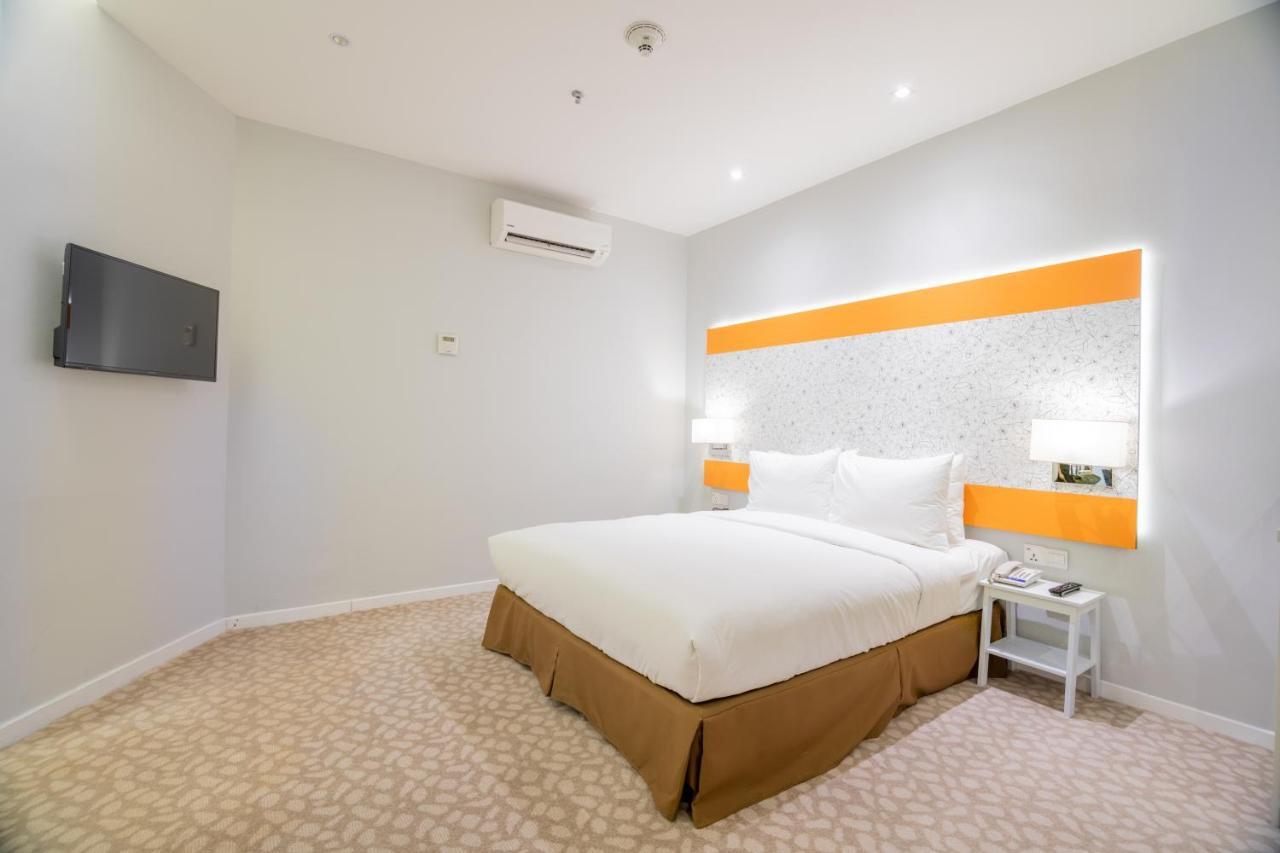 Holiday Inn Express & Suites Johor Bahru By Ihg Εξωτερικό φωτογραφία