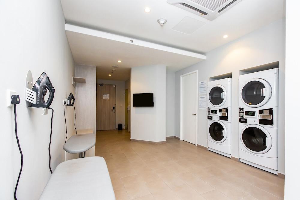 Holiday Inn Express & Suites Johor Bahru By Ihg Εξωτερικό φωτογραφία