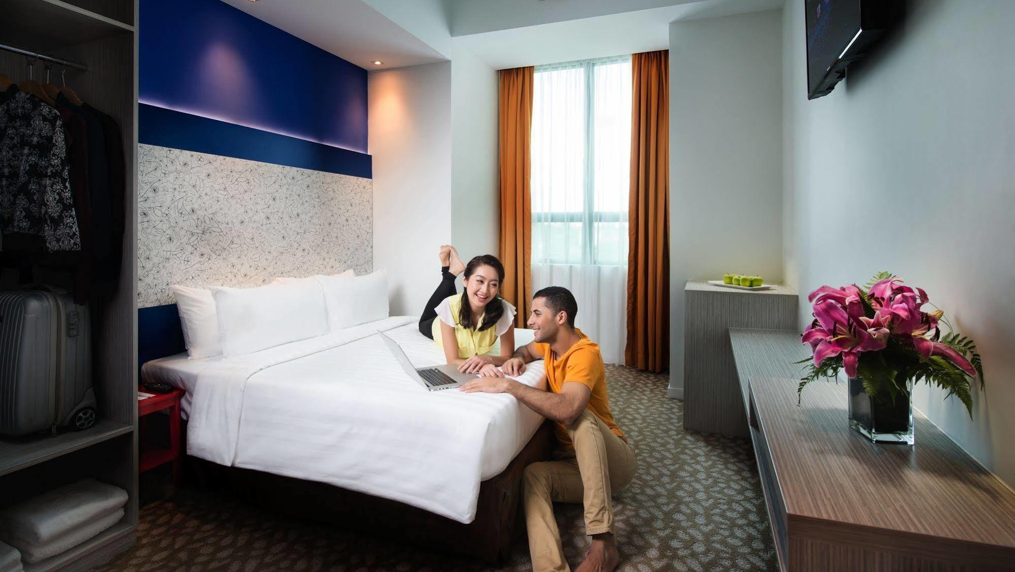 Holiday Inn Express & Suites Johor Bahru By Ihg Εξωτερικό φωτογραφία